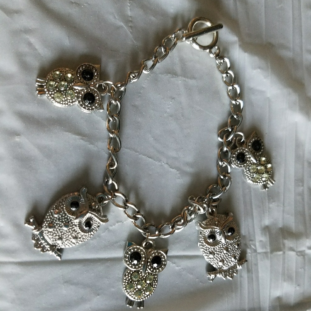 Silver tone Owl Bracelet